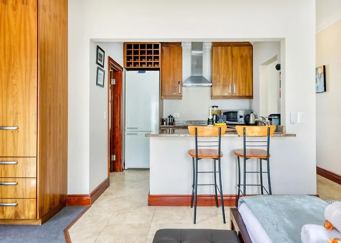 Backup-Powered Camps Bay Garden Apartment