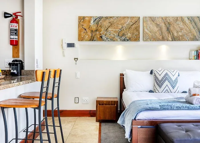 Backup-Powered Camps Bay Garden Apartment