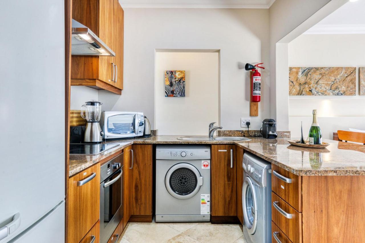 Backup-powered Camps Bay Garden Apartment Cape Town