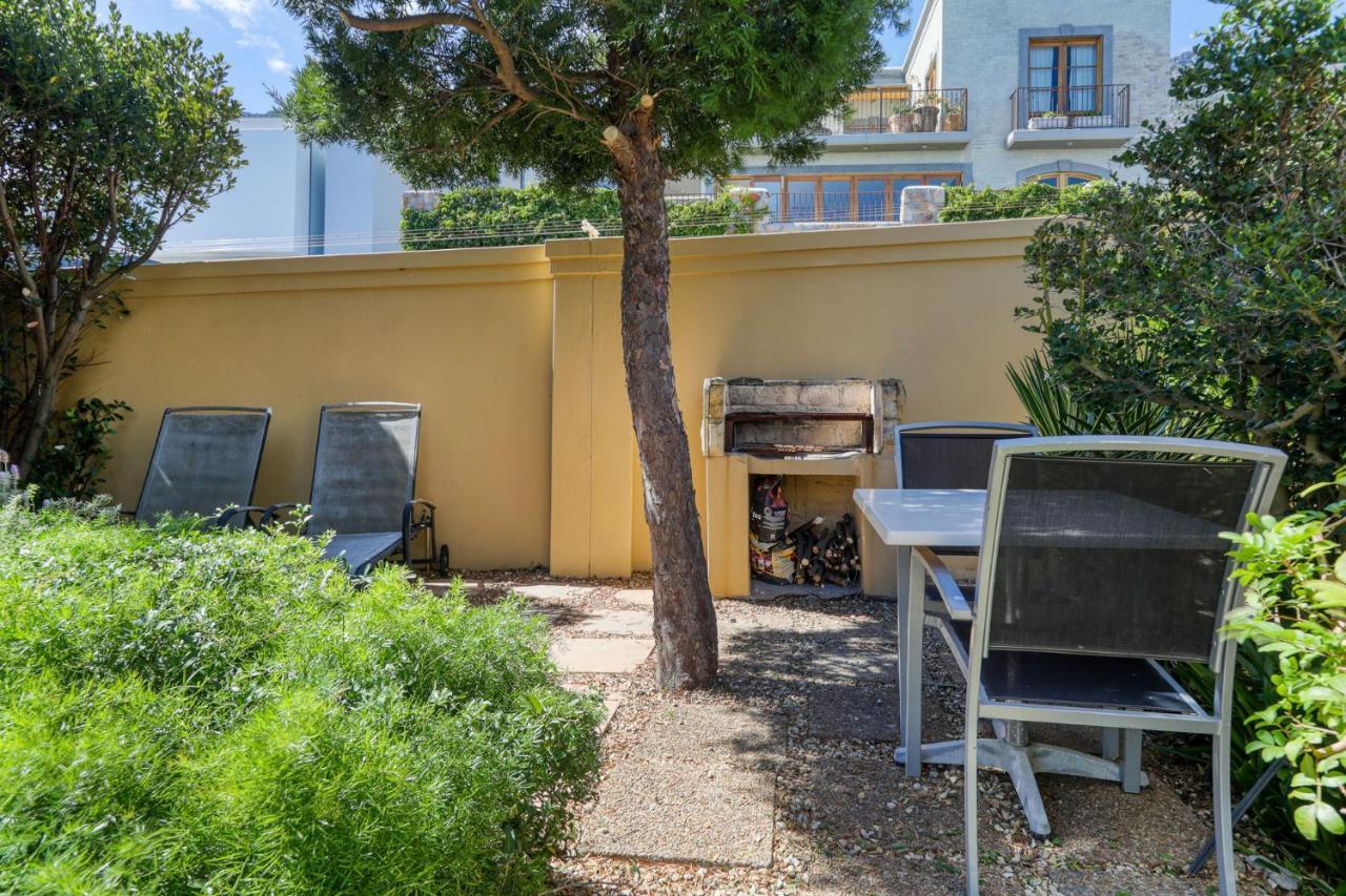 Apartment Backup-powered Camps Bay Garden Cape Town